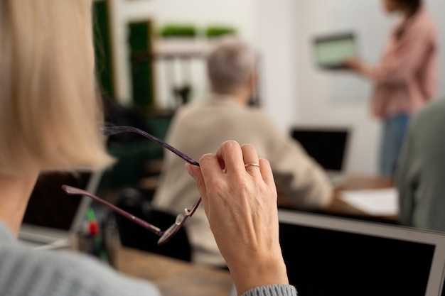 大学课堂如何在书上做好笔记——四色笔记法